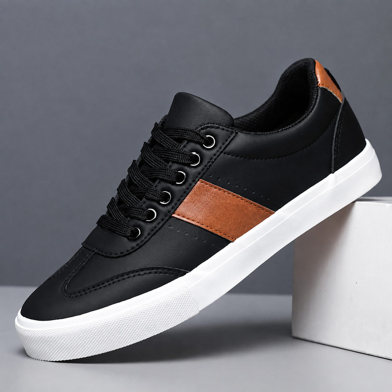 Ryder Court Sneakers